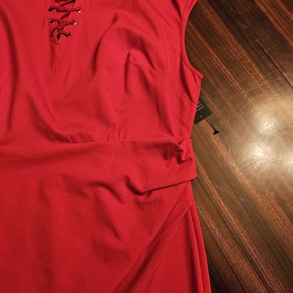 Lane Bryant 6TH & LN Plus Red Knee Length Sheath Dress  V-neck Sleeveless  22 - Picture 13 of 14